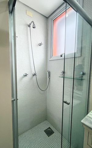 Apartamento para alugar com 138m², 4 quartos e 3 vagas