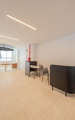 Studio à venda com 43m², 1 quarto e sem vaga Studio à venda com 43m², 1 quarto e sem vagaCoworking