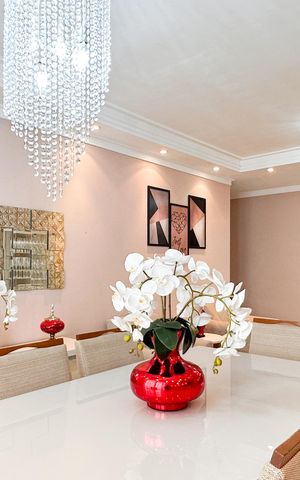 Apartamento à venda com 87m², 2 quartos e 1 vaga Apartamento à venda com 87m², 2 quartos e 1 vagaSala