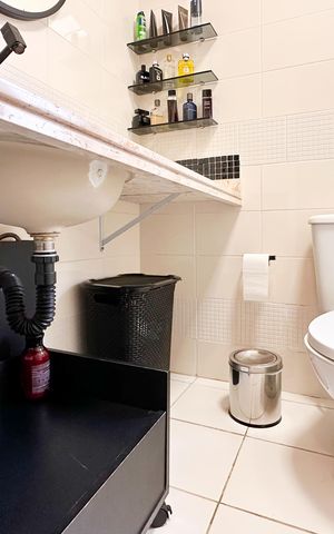 Apartamento à venda com 87m², 2 quartos e 1 vaga Apartamento à venda com 87m², 2 quartos e 1 vagaBanheiro Social
