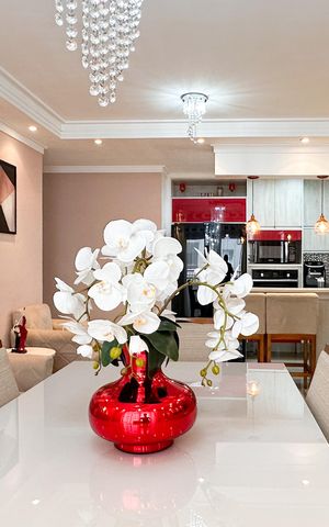 Apartamento à venda com 87m², 2 quartos e 1 vaga Apartamento à venda com 87m², 2 quartos e 1 vagaSala