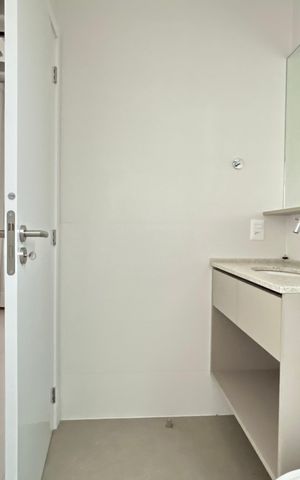 Studio para alugar com 35m², 1 quarto e 1 vaga Studio para alugar com 35m², 1 quarto e 1 vagaBanheiro