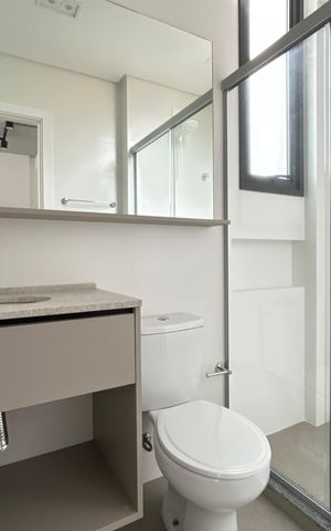 Studio para alugar com 35m², 1 quarto e 1 vaga Studio para alugar com 35m², 1 quarto e 1 vagaBanheiro