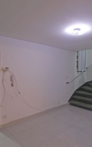 Casa para alugar com 106m², 3 quartos e 1 vagaSala