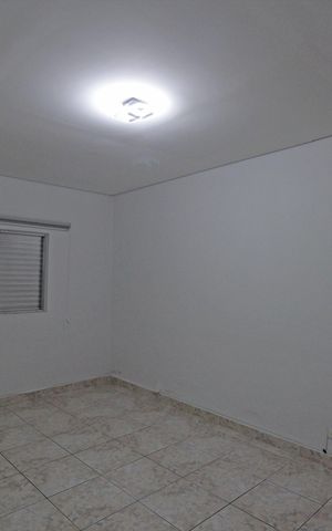 Casa para alugar com 106m², 3 quartos e 1 vagaQuarto 1