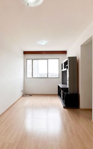 Apartamento para alugar com 60m², 2 quartos e 1 vaga Apartamento para alugar com 60m², 2 quartos e 1 vagaSala