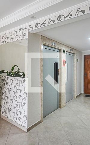 Apartamento para alugar com 60m², 2 quartos e 1 vaga Apartamento para alugar com 60m², 2 quartos e 1 vagaÁrea comum - Hall