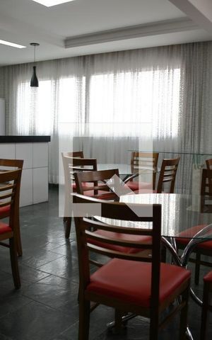 Apartamento para alugar com 60m², 2 quartos e 1 vaga Apartamento para alugar com 60m², 2 quartos e 1 vagaÁrea comum - Salão de festas