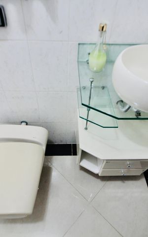 Casa para alugar com 350m², 3 quartos e 2 vagas Casa para alugar com 350m², 3 quartos e 2 vagasLavabo