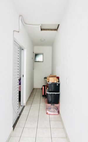 Casa para alugar com 350m², 3 quartos e 2 vagas Casa para alugar com 350m², 3 quartos e 2 vagasCorredor