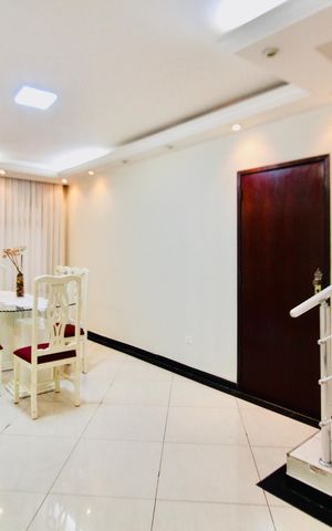 Casa para alugar com 350m², 3 quartos e 2 vagas Casa para alugar com 350m², 3 quartos e 2 vagasSala
