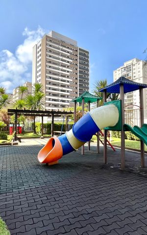 Apartamento à venda com 168m², 3 quartos e 4 vagas Apartamento à venda com 168m², 3 quartos e 4 vagasÁrea comum - Playground