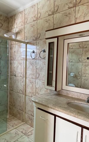 Casa para alugar com 293m², 4 quartos e 3 vagas Casa para alugar com 293m², 4 quartos e 3 vagasBanheiro do Quarto 3