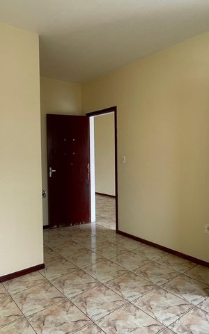 Casa para alugar com 293m², 4 quartos e 3 vagas Casa para alugar com 293m², 4 quartos e 3 vagasEscritório