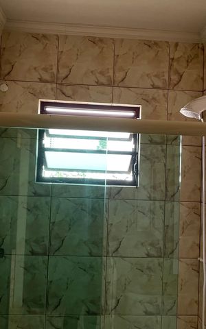 Casa para alugar com 293m², 4 quartos e 3 vagas Casa para alugar com 293m², 4 quartos e 3 vagasBanheiro do Quarto 3