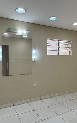 Casa para alugar com 82m², 2 quartos e 1 vaga Casa para alugar com 82m², 2 quartos e 1 vagaQuarto 1