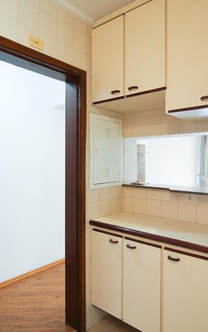 Apartamento para alugar com 70m², 2 quartos e 1 vaga Apartamento para alugar com 70m², 2 quartos e 1 vagaCozinha