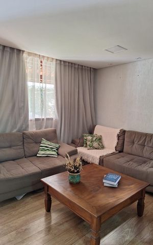 Casa para alugar com 100m², 3 quartos e 1 vaga Casa para alugar com 100m², 3 quartos e 1 vagaSala