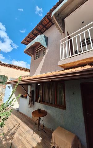 Casa para alugar com 100m², 3 quartos e 1 vaga Casa para alugar com 100m², 3 quartos e 1 vagaFachada