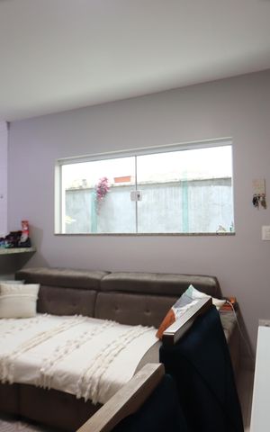 Casa de condomínio à venda com 60m², 2 quartos e 1 vagaSala