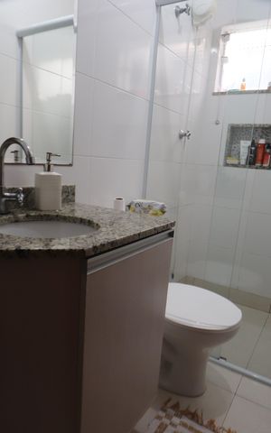 Casa de condomínio à venda com 60m², 2 quartos e 1 vagaBanheiro Social