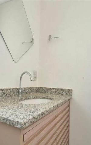 Apartamento para alugar com 64m², 2 quartos e 1 vagaBanheiro