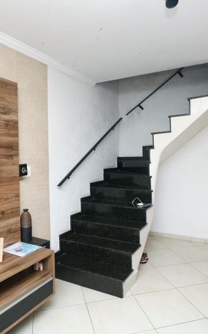 Casa para alugar com 110m², 5 quartos e 2 vagas Casa para alugar com 110m², 5 quartos e 2 vagasSala