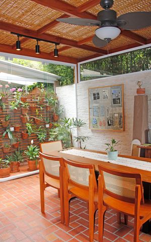 Casa de condomínio para alugar com 100m², 2 quartos e 2 vagasÁrea externa