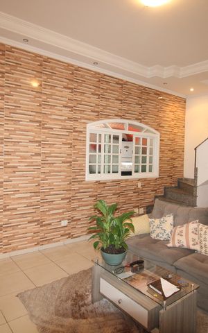 Casa para alugar com 117m², 3 quartos e 2 vagasSala