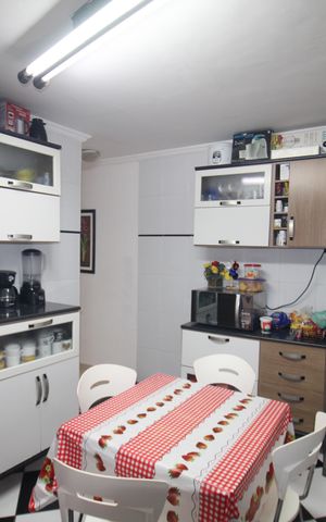 Casa para alugar com 117m², 3 quartos e 2 vagasCozinha