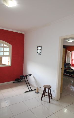 Casa para alugar com 117m², 3 quartos e 2 vagasQuarto 1