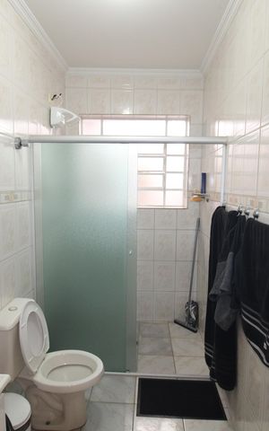 Casa para alugar com 117m², 3 quartos e 2 vagasBanheiro 2