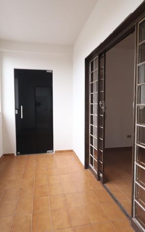 Apartamento para alugar com 140m², 3 quartos e 1 vagaSacada - Hall de entrada