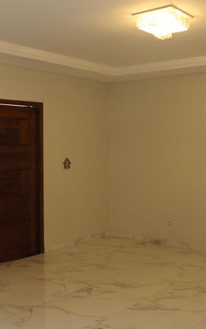 Casa para alugar com 210m², 3 quartos e 2 vagasSala