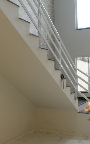 Casa para alugar com 210m², 3 quartos e 2 vagasSala