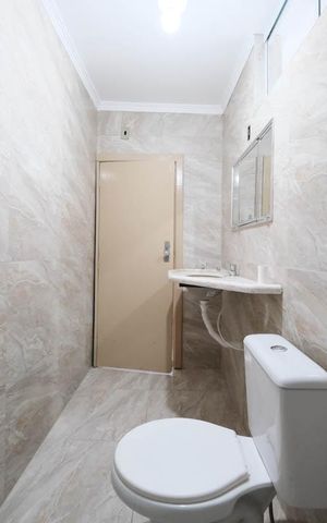 Casa para alugar com 90m², 2 quartos e 1 vagaBanheiro