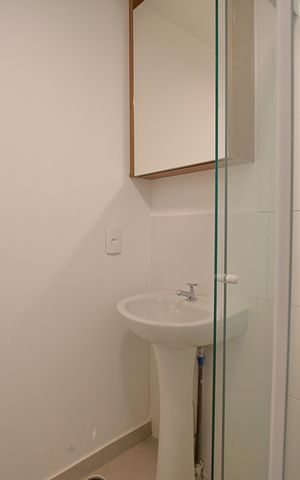 Apartamento para alugar com 36m², 2 quartos e sem vagaBanheiro