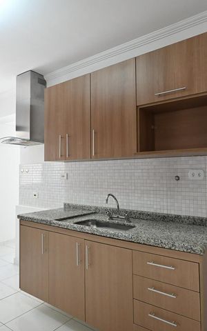 Apartamento à venda com 110m², 3 quartos e 2 vagasCozinha