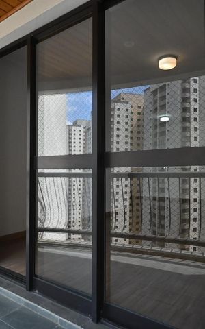 Apartamento à venda com 110m², 3 quartos e 2 vagasVaranda