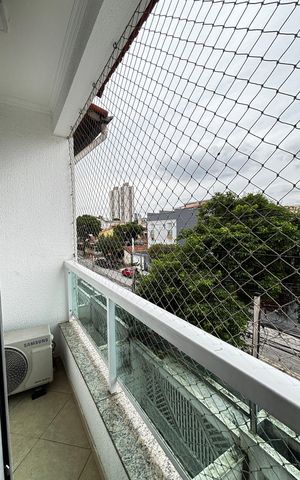 Casa à venda com 243m², 3 quartos e 5 vagas Casa à venda com 243m², 3 quartos e 5 vagasVaranda Suíte