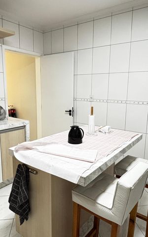 Casa à venda com 243m², 3 quartos e 5 vagas Casa à venda com 243m², 3 quartos e 5 vagasCozinha