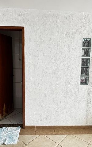 Casa à venda com 243m², 3 quartos e 5 vagas Casa à venda com 243m², 3 quartos e 5 vagasGaragem