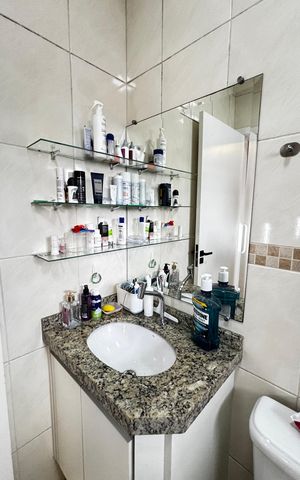 Casa à venda com 243m², 3 quartos e 5 vagas Casa à venda com 243m², 3 quartos e 5 vagasBanheiro da Suíte
