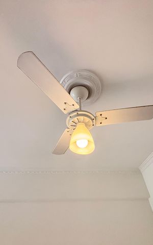 Apartamento para alugar com 36m², 1 quarto e 1 vaga Apartamento para alugar com 36m², 1 quarto e 1 vagaSala