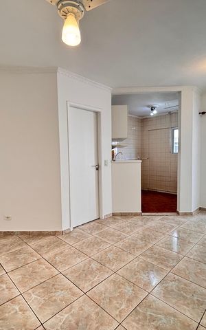 Apartamento para alugar com 36m², 1 quarto e 1 vaga Apartamento para alugar com 36m², 1 quarto e 1 vagaSala