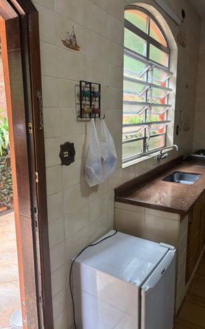 Casa de condomínio à venda com 325m², 3 quartos e 10 vagas Casa de condomínio à venda com 325m², 3 quartos e 10 vagasCozinha