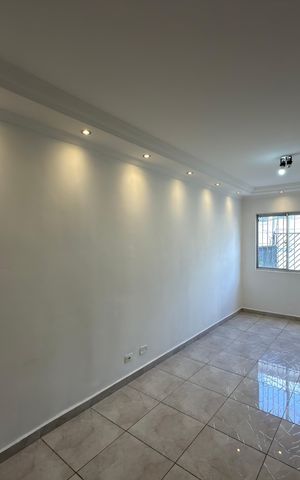 Apartamento para alugar com 68m², 1 quarto e 1 vaga Apartamento para alugar com 68m², 1 quarto e 1 vagaSala