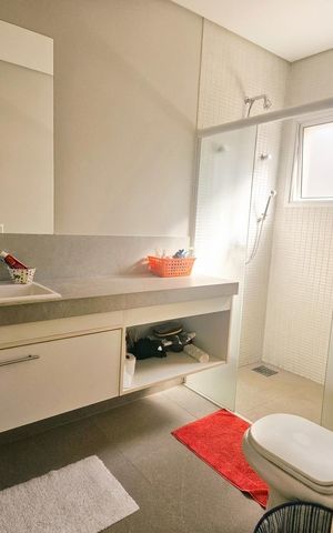 Casa de condomínio à venda com 400m², 4 quartos e 4 vagasBanheiro 4