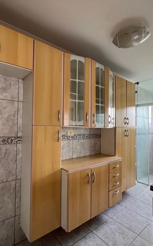 Apartamento à venda com 55m², 2 quartos e 1 vaga Apartamento à venda com 55m², 2 quartos e 1 vagaCozinha - Armários