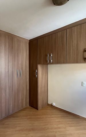 Apartamento à venda com 55m², 2 quartos e 1 vaga Apartamento à venda com 55m², 2 quartos e 1 vagaQuarto 1 - Armários
